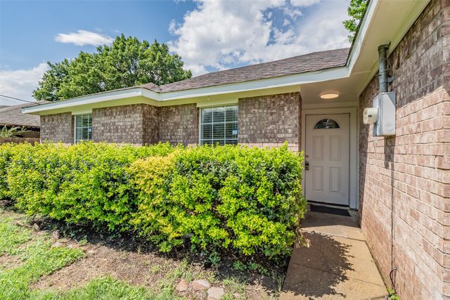 4503 Mexicana Road, Dallas, TX 75212