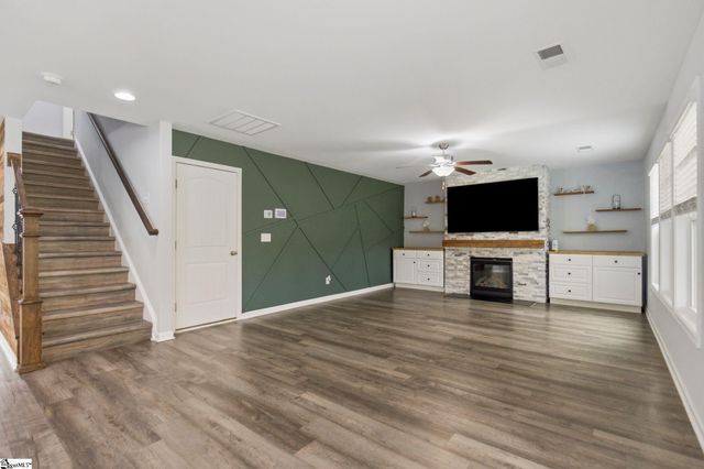 133 Frost Flower Way, Fountain Inn, SC 29644