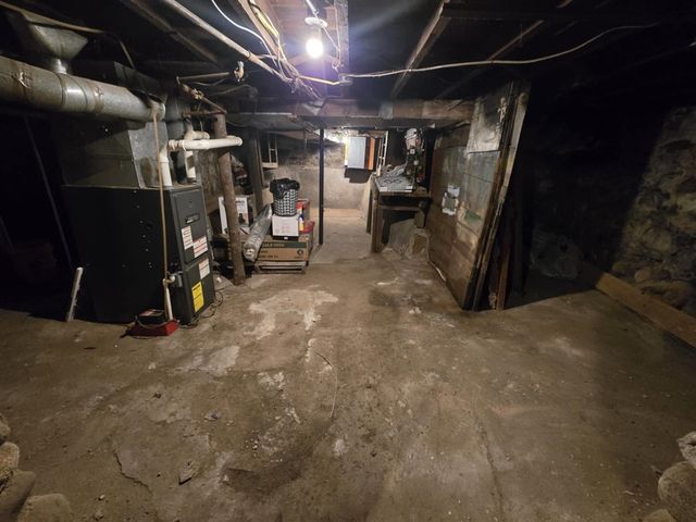 1300 N Waterloo Avenue, Jackson, MI 49202