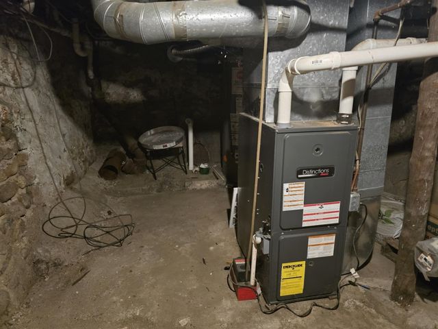 1300 N Waterloo Avenue, Jackson, MI 49202