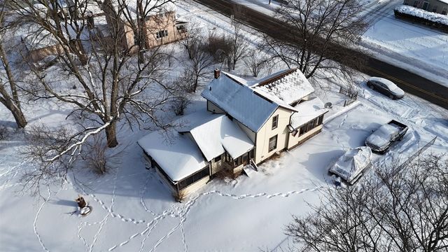 1300 N Waterloo Avenue, Jackson, MI 49202