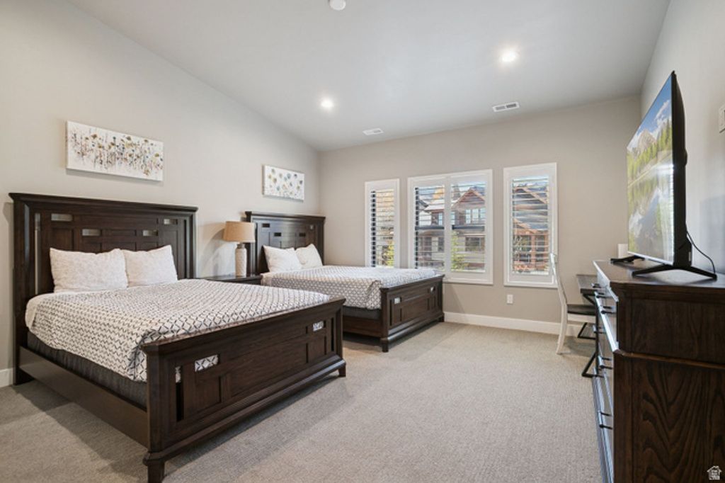 Image 37 of property listing at 10005 N MEER CIR, Heber City, UT 84032