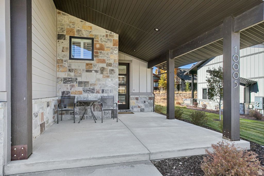 Image 43 of property listing at 10005 N MEER CIR, Heber City, UT 84032