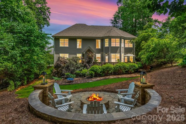 21329 Crown Lake Drive, Cornelius, NC 28031