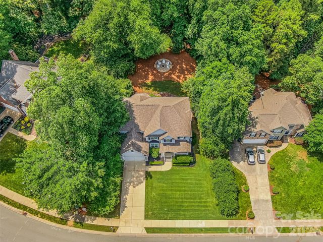 21329 Crown Lake Drive, Cornelius, NC 28031