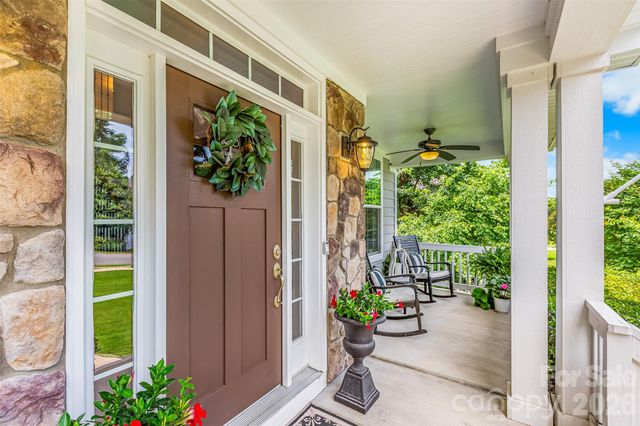 21329 Crown Lake Drive, Cornelius, NC 28031