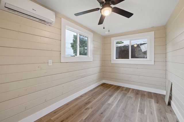 33239 Road 160, Ivanhoe, CA 93235