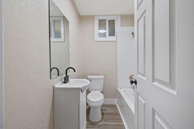 33239 Road 160, Ivanhoe, CA 93235