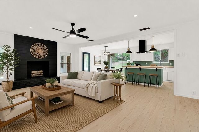 439 N Lonestar Lane, Hideaway, TX 75771