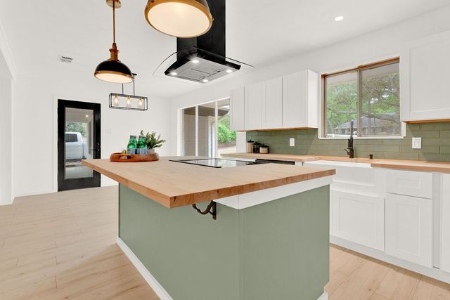 439 N Lonestar Lane, Hideaway, TX 75771