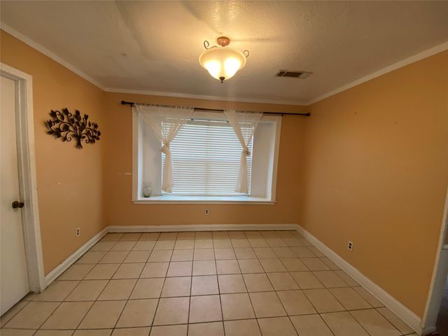 14706 Woodward Gardens Drive, Houston, TX 77082