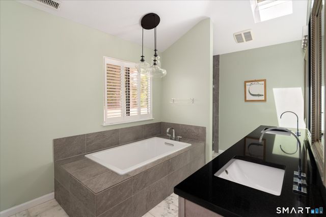 12 Urban Street, Stamford, CT 06905