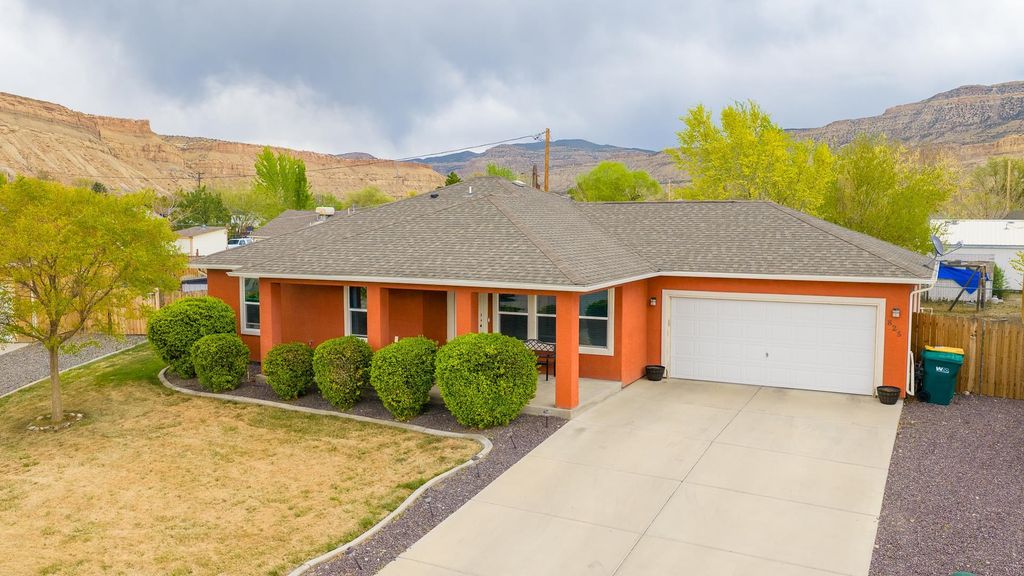 825 Cabernet Drive, Palisade, CO 81526
