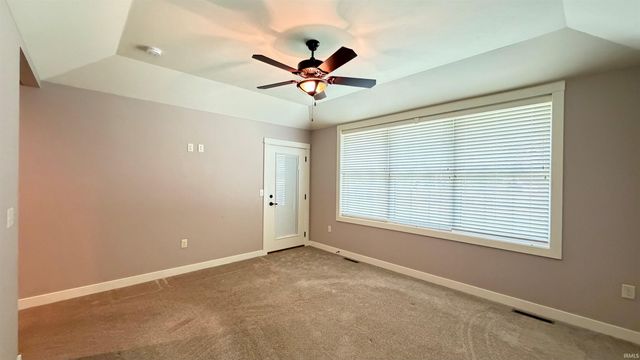 2121 Woodland Estates Drive, Elkhart, IN 46514