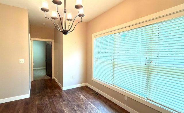 2121 Woodland Estates Drive, Elkhart, IN 46514