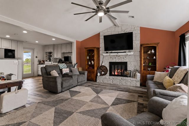 17316 E 109th Street North, Owasso, OK 74055
