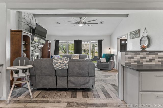 17316 E 109th Street North, Owasso, OK 74055