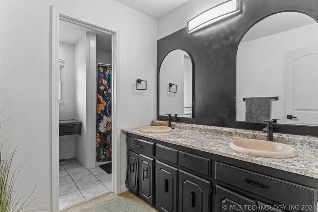 17316 E 109th Street North, Owasso, OK 74055