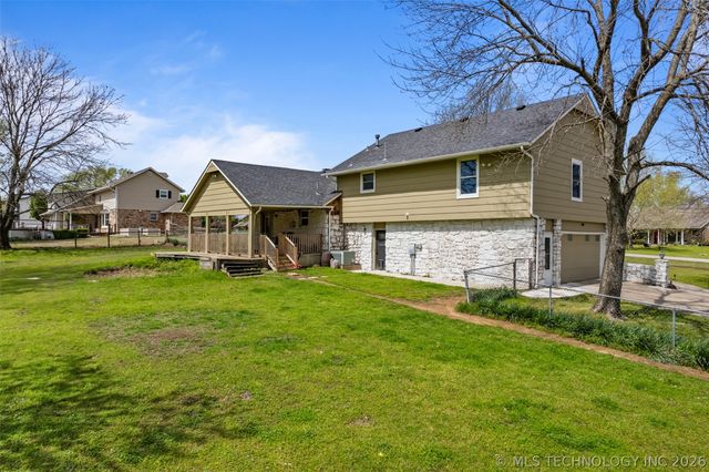 17316 E 109th Street North, Owasso, OK 74055