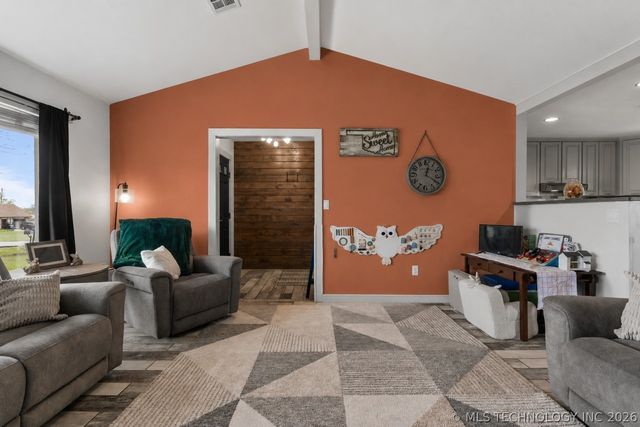 17316 E 109th Street North, Owasso, OK 74055