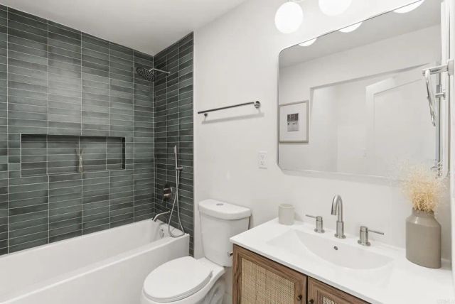 4779 Castle Avenue, San Diego, CA 92105