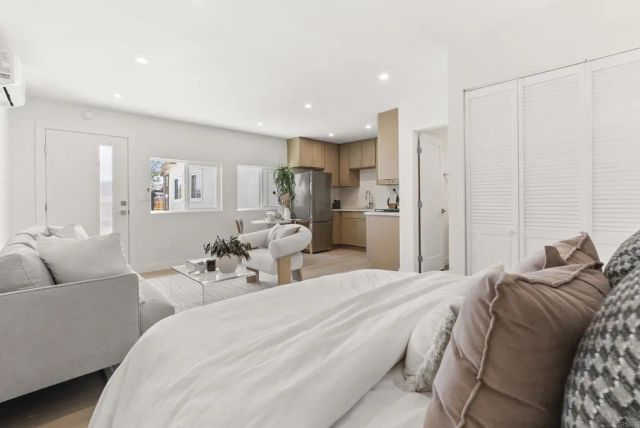 4779 Castle Avenue, San Diego, CA 92105