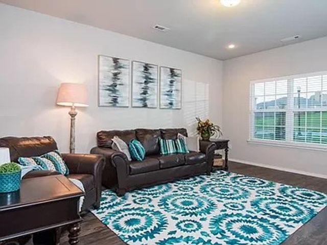 2226 S Ouachita Drive, Fayetteville, AR 72701
