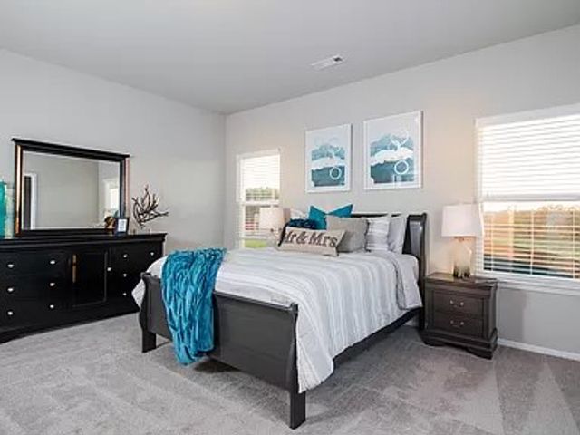 2226 S Ouachita Drive, Fayetteville, AR 72701