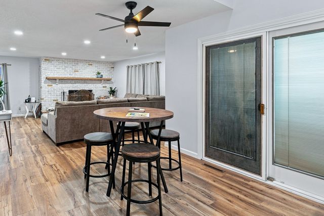 1122 W 59th Street, Davenport, IA 52806