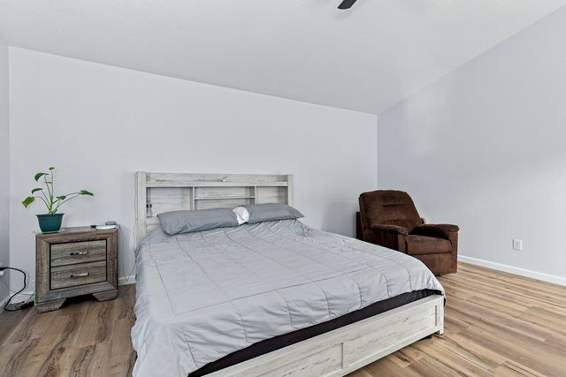 1122 W 59th Street, Davenport, IA 52806