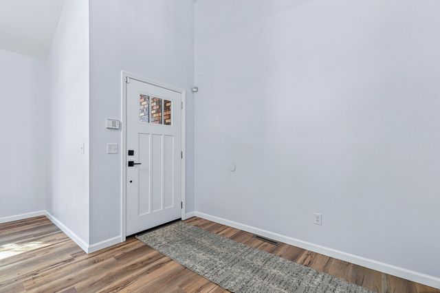 1122 W 59th Street, Davenport, IA 52806