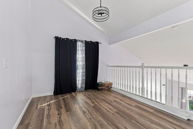 1122 W 59th Street, Davenport, IA 52806