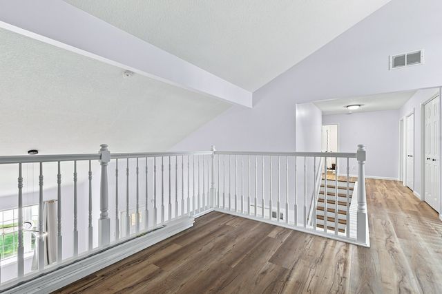 1122 W 59th Street, Davenport, IA 52806