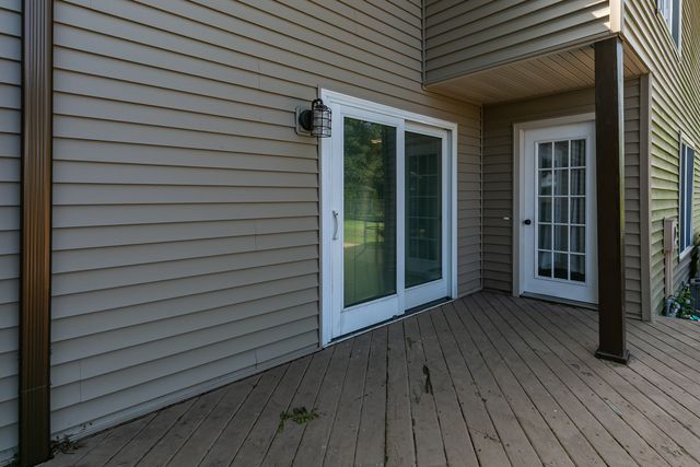 1122 W 59th Street, Davenport, IA 52806