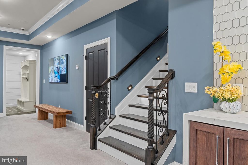 Image 35 of property listing at 10907 HOLLOW RD, Cockeysville, MD 21030