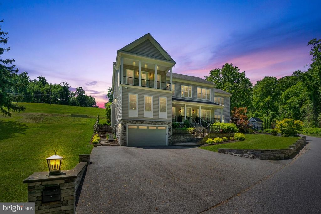 Image 51 of property listing at 10907 HOLLOW RD, Cockeysville, MD 21030