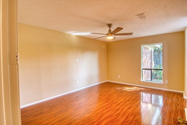 3115 W Creek Club Drive, Missouri City, TX 77459
