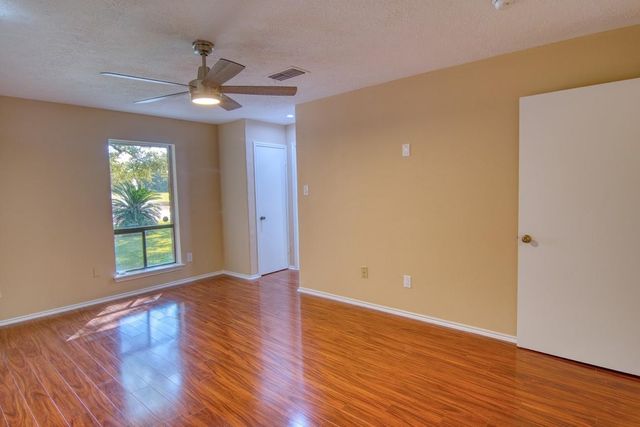 3115 W Creek Club Drive, Missouri City, TX 77459