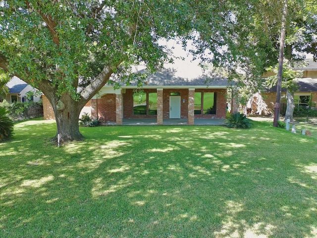 3115 W Creek Club Drive, Missouri City, TX 77459