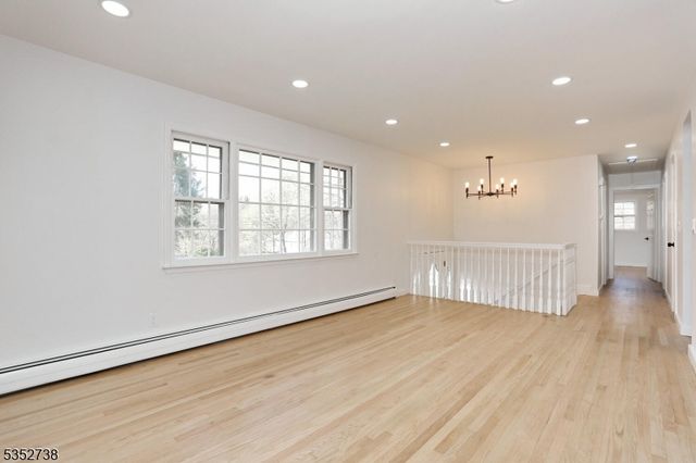 1 Aspen Pl, Ringwood Boro, NJ 07456