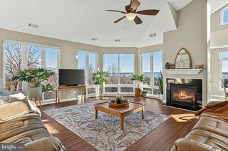 1621 LADUE CT #404, Woodbridge, VA 22191