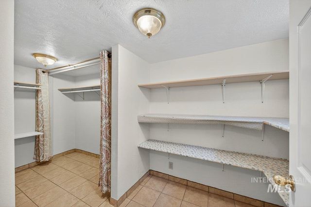 219 16th Ave. S, Nampa, ID 83651