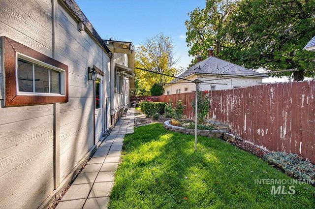 219 16th Ave. S, Nampa, ID 83651