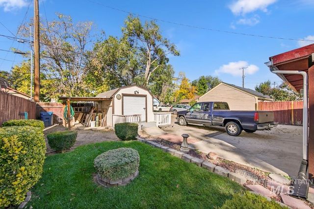 219 16th Ave. S, Nampa, ID 83651