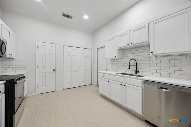 1751 Joy Spring, New Braunfels, TX 78130