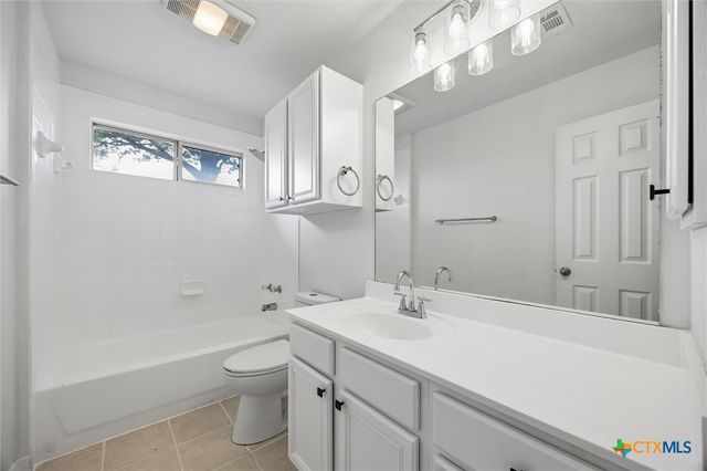 1751 Joy Spring, New Braunfels, TX 78130