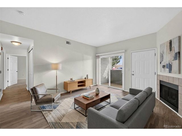 911 S Zeno Way 102, Aurora, CO 80017