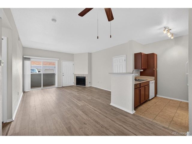 911 S Zeno Way 102, Aurora, CO 80017