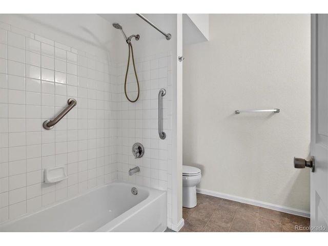 911 S Zeno Way 102, Aurora, CO 80017