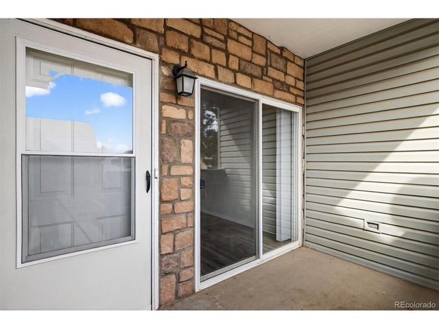 911 S Zeno Way 102, Aurora, CO 80017